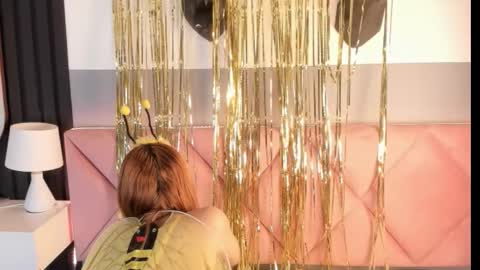 val_oconner online show from October 2025 03:59:02 AM