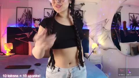 Snapshot of valeery_gomez chatting on October 2025 07:56:02 PM Tifanny online show from October 2025 07:56:02 PM