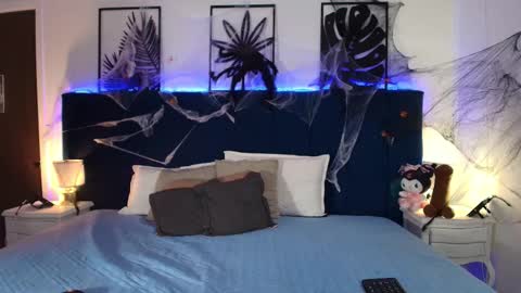 Snapshot of valeery_gomez chatting on October 2025 07:47:02 PM Tifanny online show from October 2025 07:47:02 PM