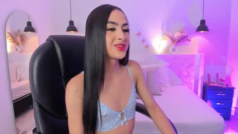 Valentina online show from February 2025 12:38:02 PM