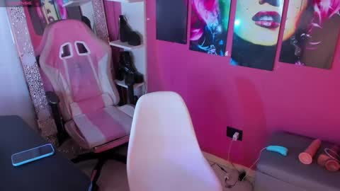 Valen  online show from March 2025 03:07:02 PM