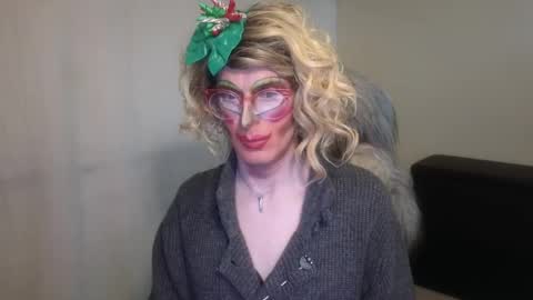 Valentia online show from December 2024 03:29:02 AM