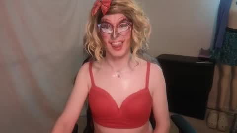 Valentia online show from January 2025 02:38:02 AM