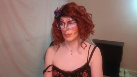 Valentia online show from February 2025 11:58:02 PM