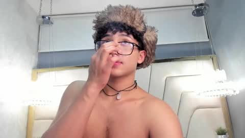 Snapshot of valentin0_3 chatting on November 2025 09:48:01 PM Valentin0 online show from November 2025 09:48:01 PM