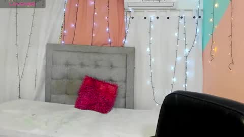 Valentina online show from December 2024 09:19:02 AM