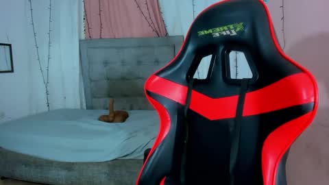 Snapshot of valentina_0_ chatting on October 2025 03:29:02 AM Valentina online show from October 2025 03:29:02 AM