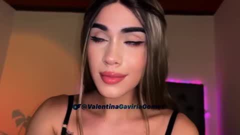 Snapshot of valentina_gaviria_ chatting on November 2025 11:43:02 PM VALENTINA GAVIRIA online show from November 2025 11:43:02 PM