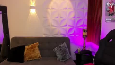 Valentina online show from December 2024 05:23:02 PM