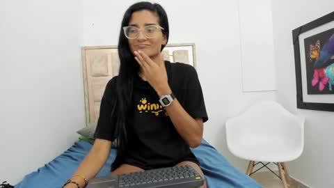 Valentina online show from January 2025 06:09:02 PM