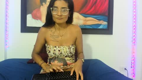 Valentina online show from January 2025 06:25:01 PM