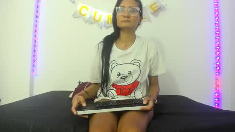 Valentina online show from February 2025 12:03:02 PM