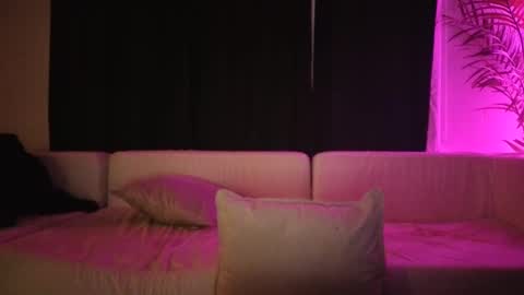 Valentina Rose 3 online show from September 2025 04:27:02 AM