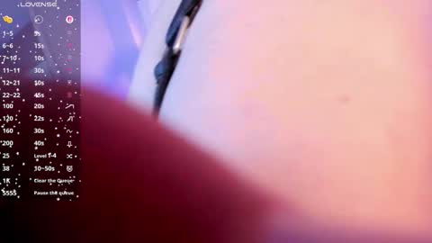 Snapshot of valentine_mia_ chatting on October 2025 09:34:01 PM Mia online show from October 2025 09:34:01 PM