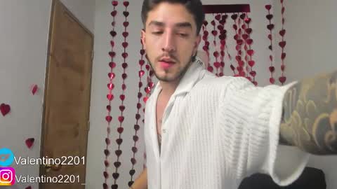 valentino online show from February 2025 12:48:02 AM