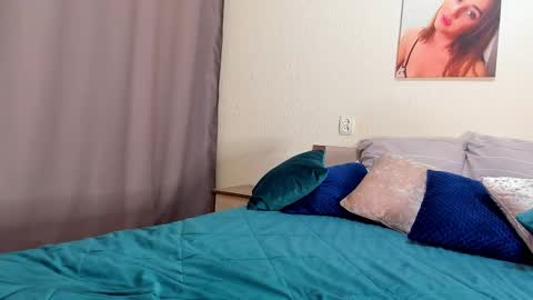 Kate online show from November 2025 01:49:02 AM