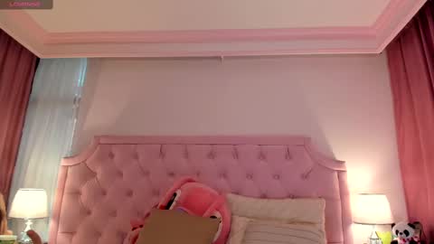 Vale Toro  online show from March 2025 06:16:01 PM