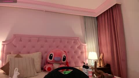 Vale Toro  online show from March 2025 12:15:02 PM