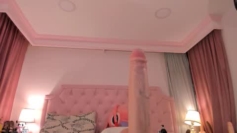 Vale Toro  online show from September 2025 11:55:02 AM