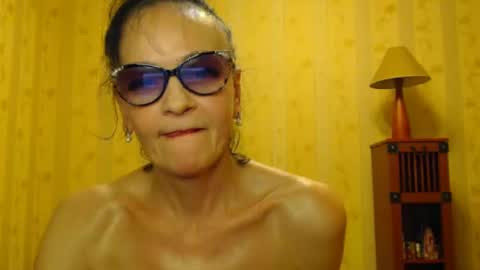 valentijm online show from January 2025 09:00:01 PM