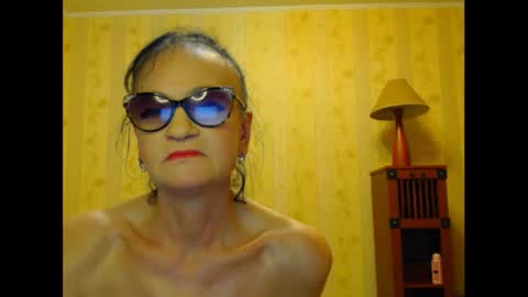 valentijm online show from February 2025 06:57:02 PM