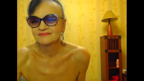 valentijm online show from February 2025 09:43:01 AM