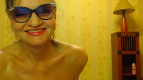 valentijm online show from March 2025 03:29:01 PM