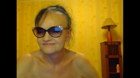 valentijm online show from March 2025 05:28:02 PM