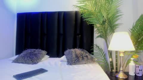 valeri_tafur online show from October 2025 11:07:01 AM