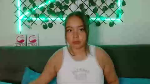 valeria online show from February 2025 05:19:02 AM