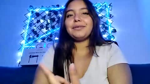 valeria online show from February 2025 06:43:02 AM