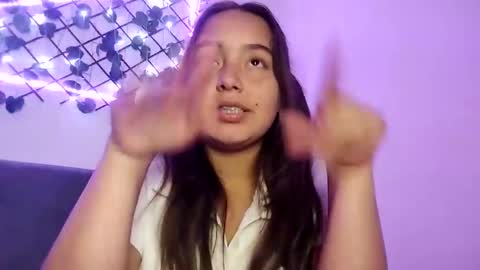 valeria online show from March 2025 08:38:01 AM
