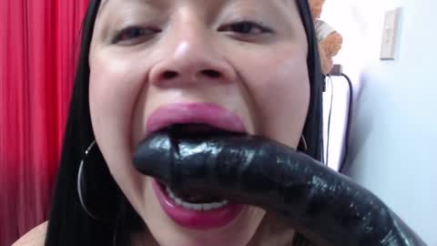 VALERIA online show from February 2025 12:00:02 AM