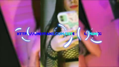 Snapshot of valeria_mendozza chatting on March 2025 08:04:02 AM online show from March 2025 08:04:02 AM