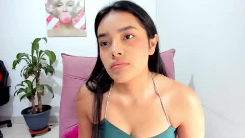 valeria_miller69 online show from October 2025 02:06:02 PM