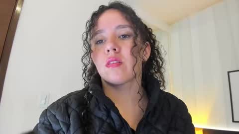 Valeria online show from March 2025 01:16:02 PM