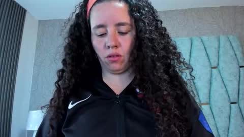 Valeria online show from September 2025 12:28:02 PM