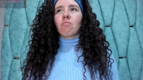 Valeria online show from October 2025 01:21:01 PM