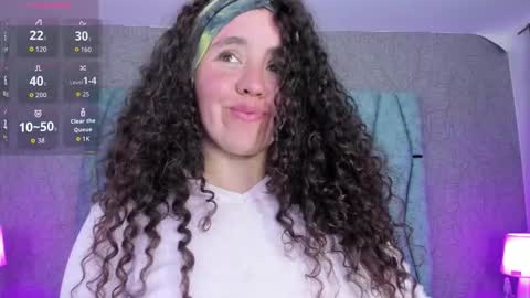 Valeria online show from October 2025 05:35:02 PM