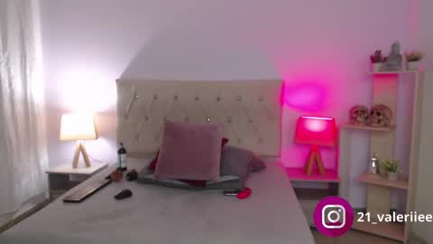 Valeriee online show from December 2024 12:17:02 PM