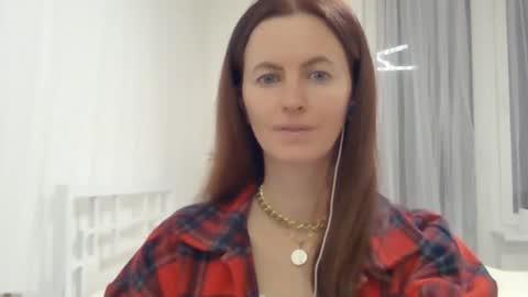 Snapshot of valerie_rose777 chatting on December 2024 09:48:01 PM valerie_rose777 online show from December 2024 09:48:01 PM
