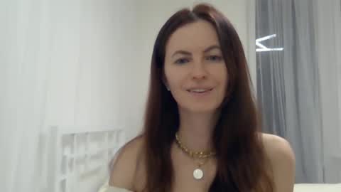 Snapshot of valerie_rose777 chatting on December 2024 10:40:02 PM valerie_rose777 online show from December 2024 10:40:02 PM