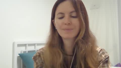 Snapshot of valerie_rose777 chatting on November 2025 08:10:01 PM valerie_rose777 online show from November 2025 08:10:01 PM