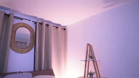 Snapshot of valeriebony chatting on November 2025 04:00:01 AM Valerie Style3 online show from November 2025 04:00:01 AM