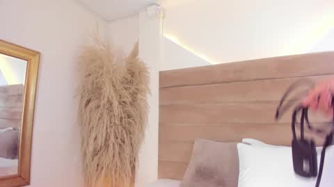 valeri online show from November 2025 12:05:02 PM