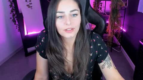 Valerie online show from October 2025 11:58:01 PM