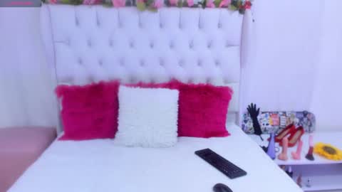 valeria111111 online show from February 2025 07:11:01 PM