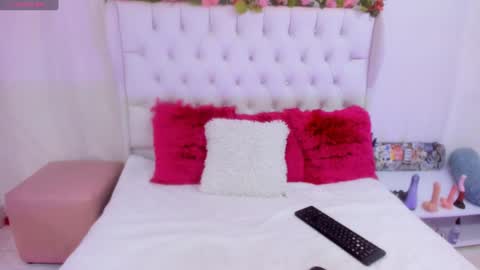 valeria111111 online show from February 2025 07:06:02 PM