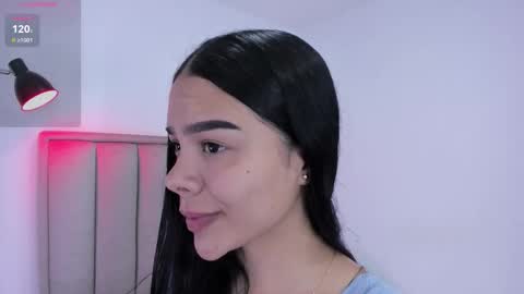 Cris  online show from September 2025 04:45:01 PM