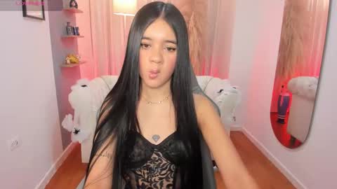 Snapshot of valery_lane chatting on October 2025 11:22:02 AM Valery Lane online show from October 2025 11:22:02 AM
